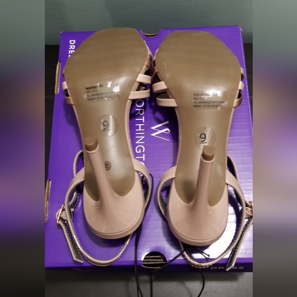 Worthington Nude Rose Gold Heels - NWT in box with original packing - Picture 3 of 10
